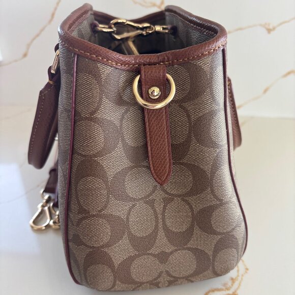 Coach 2way Handbag / Shoulder bag in Signature Canvas - F34605 - Picture 4 of 6